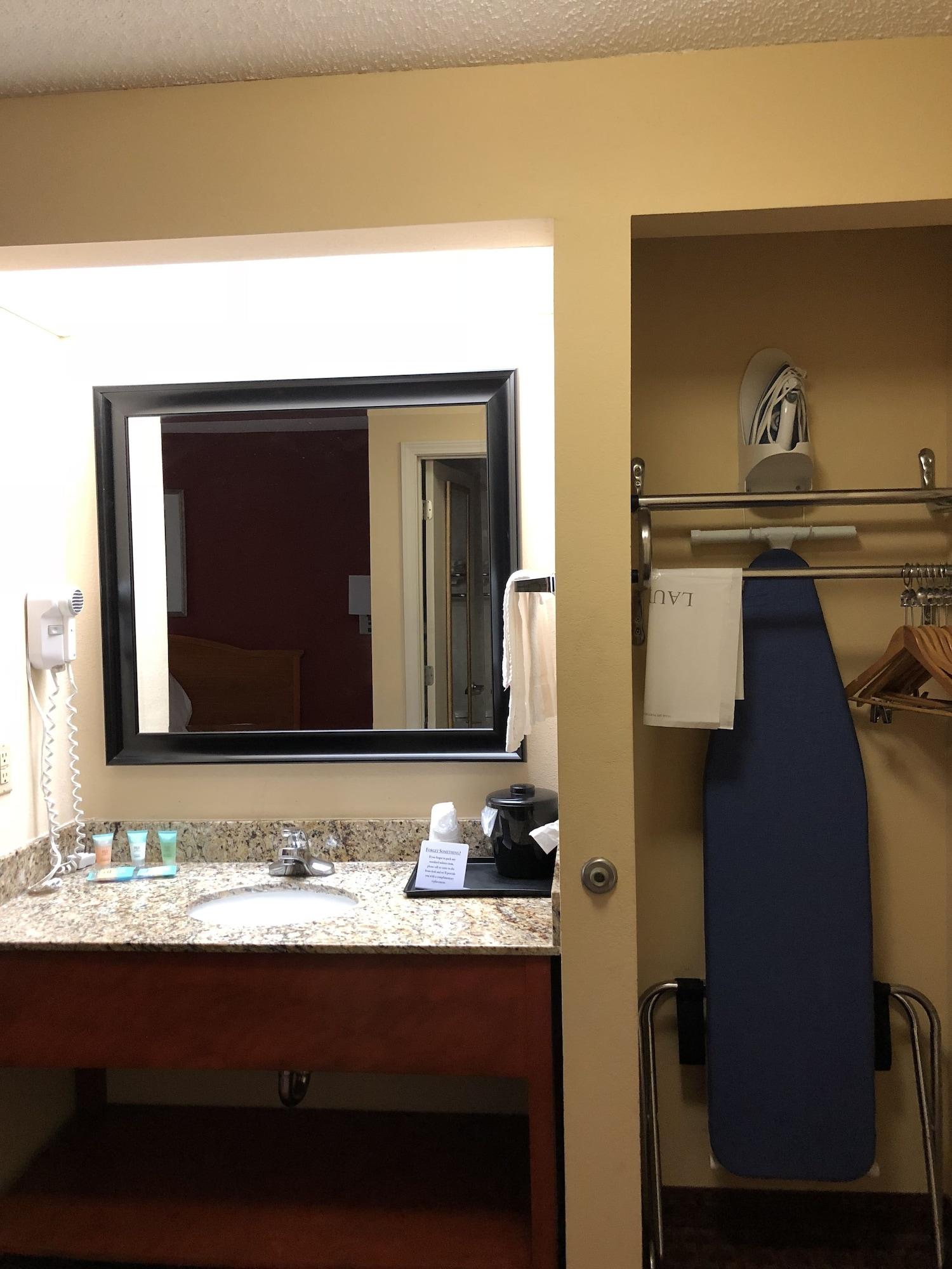 Millennium Inn Ellisville Luaran gambar